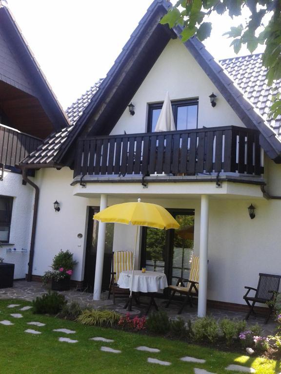 Haus Kollwitzweg - Ferienwohnungen Гослар Екстер'єр фото